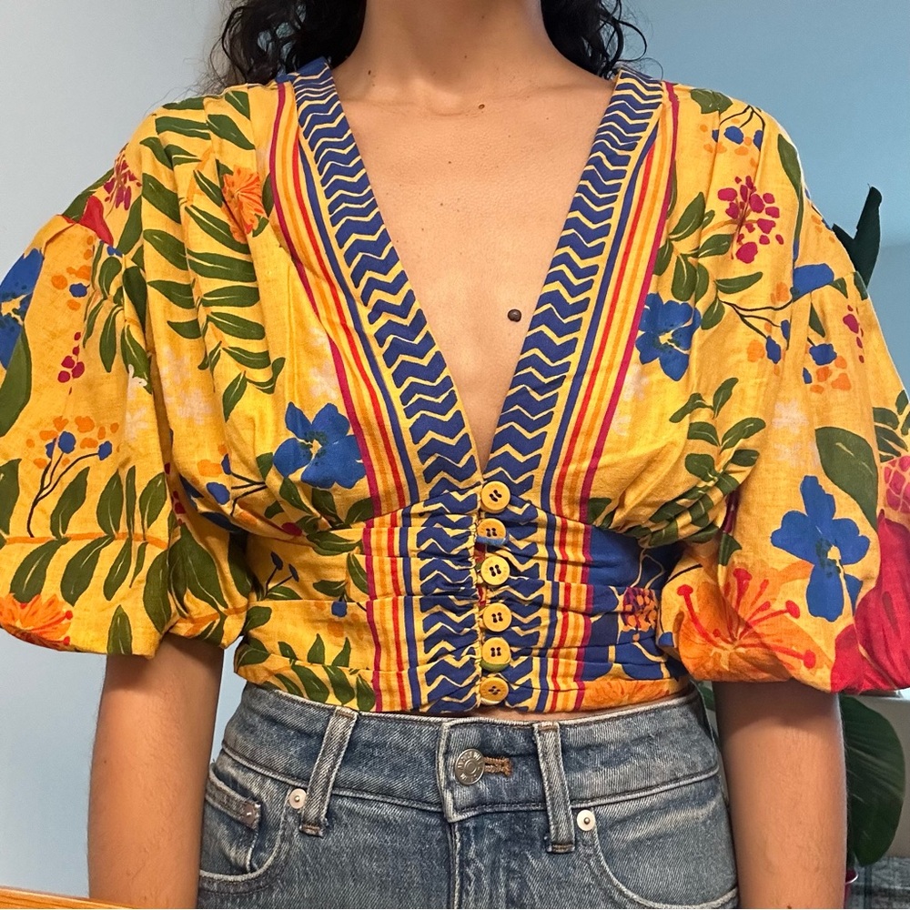 NWOT FARM Rio Floral Yard Crop Top